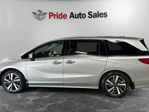 Used 2019 Honda Odyssey Elite image 4