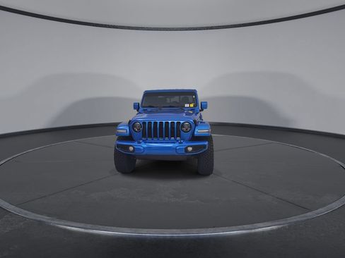 Used 2023 Jeep Gladiator Overland AWD/4WD image 12