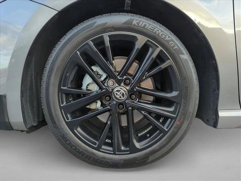 Used 2026 Toyota Camry SE w/ Multimedia Upgrade Package image 14