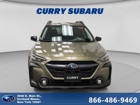 Used 2024 Subaru Outback Premium AWD/4WD image 8