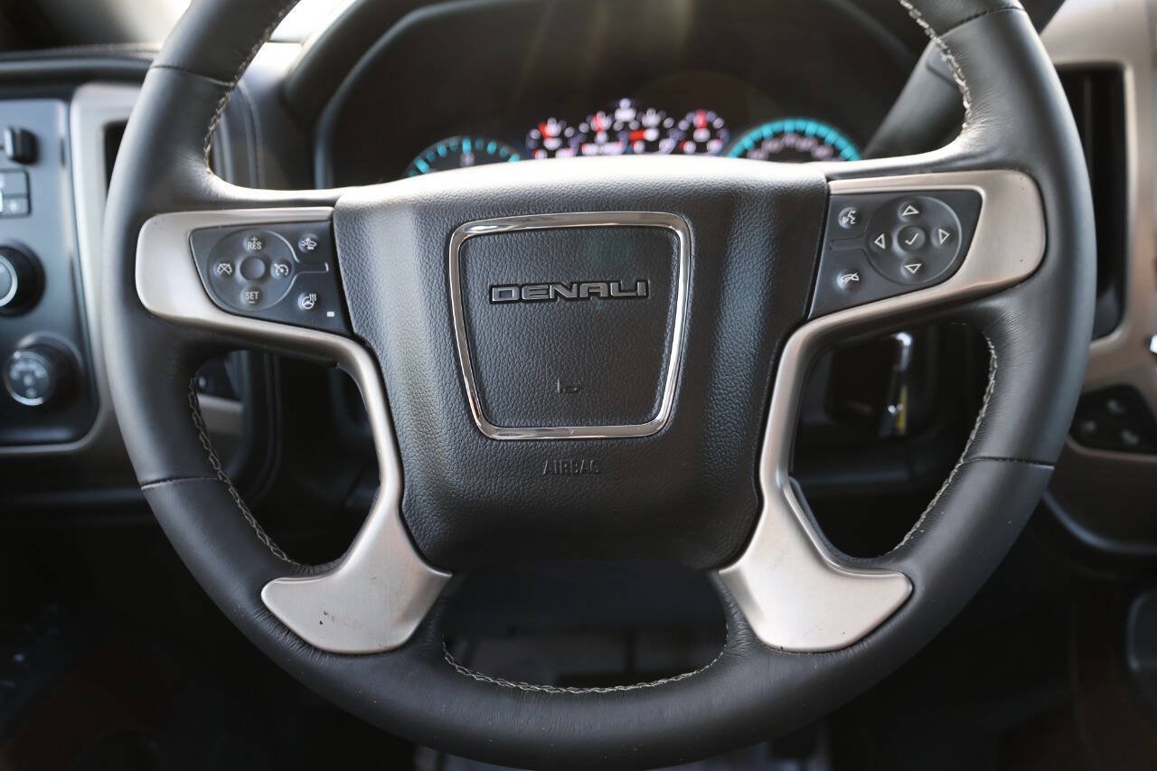 Used 2017 GMC Sierra 1500 Denali w/ Denali Ultimate Package AWD/4WD image 18