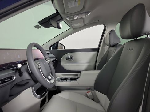 New 2026 Hyundai Ioniq 9 SEL image 25