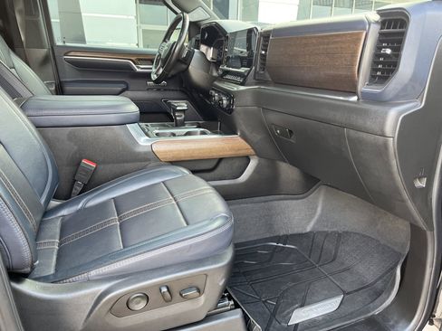 Used 2023 Chevrolet Silverado 1500 High Country w/ High Country Premium Package image 19