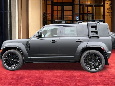 New 2026 Land Rover Defender 110 OCTA AWD/4WD image 2