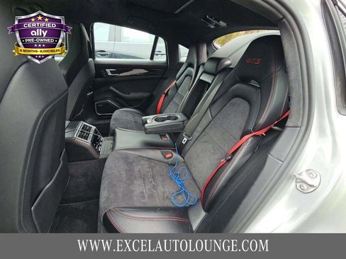 Used 2019 Porsche Panamera GTS image 7