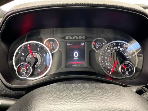Used 2025 RAM 2500 Big Horn AWD/4WD image 22