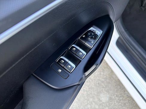 Used 2021 Kia K5 GT-Line image 10