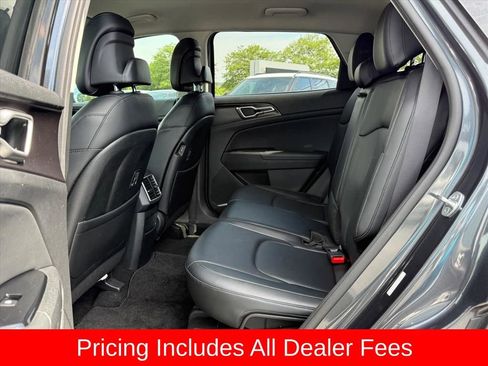 Certified 2023 Kia Sportage EX FWD image 10