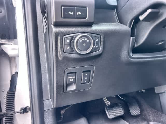 Used 2020 Ford F150 XLT w/ Equipment Group 302A Luxury AWD/4WD image 28