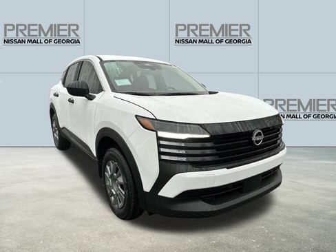 New 2026 Nissan Kicks S w/ Charging Package image 3