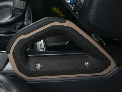 Certified 2025 Ford Bronco Badlands image 32