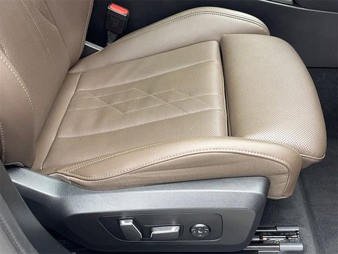 Used 2025 BMW X3 xDrive30i image 46