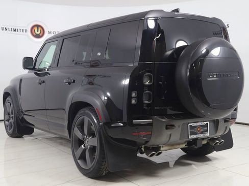 Used 2023 Land Rover Defender 110 V8 image 4