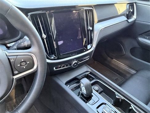 Used 2023 Volvo S60 B5 Core w/ Climate Package image 12