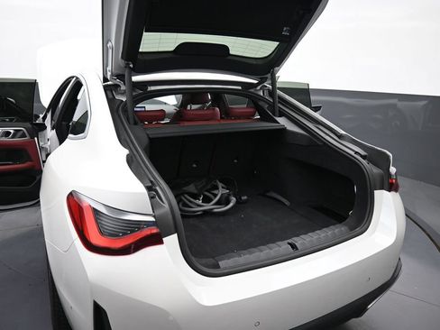 Used 2023 BMW i4 eDrive40 w/ Premium Package RWD image 17