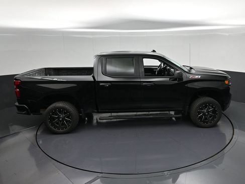 Used 2020 Chevrolet Silverado 1500 Custom Trail Boss w/ Custom Convenience Package AWD/4WD image 19
