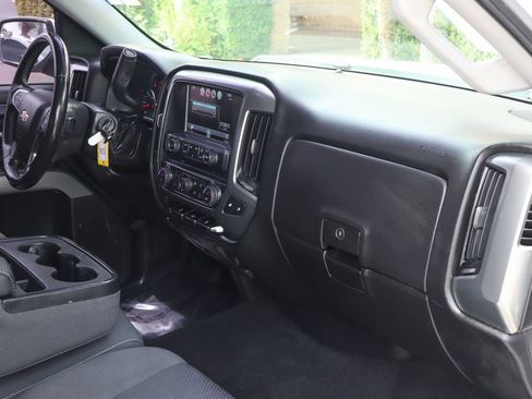 Used 2018 Chevrolet Silverado 1500 LT w/ All Star Edition AWD/4WD image 46