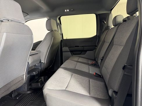 Used 2024 Ford F250 XL w/ XL Chrome Package image 25