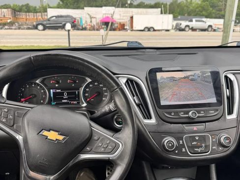 Used 2016 Chevrolet Malibu LT w/ Leather Package FWD image 21