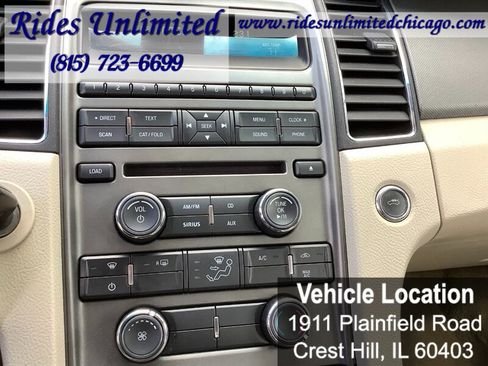 Used 2011 Ford Taurus SE FWD image 16