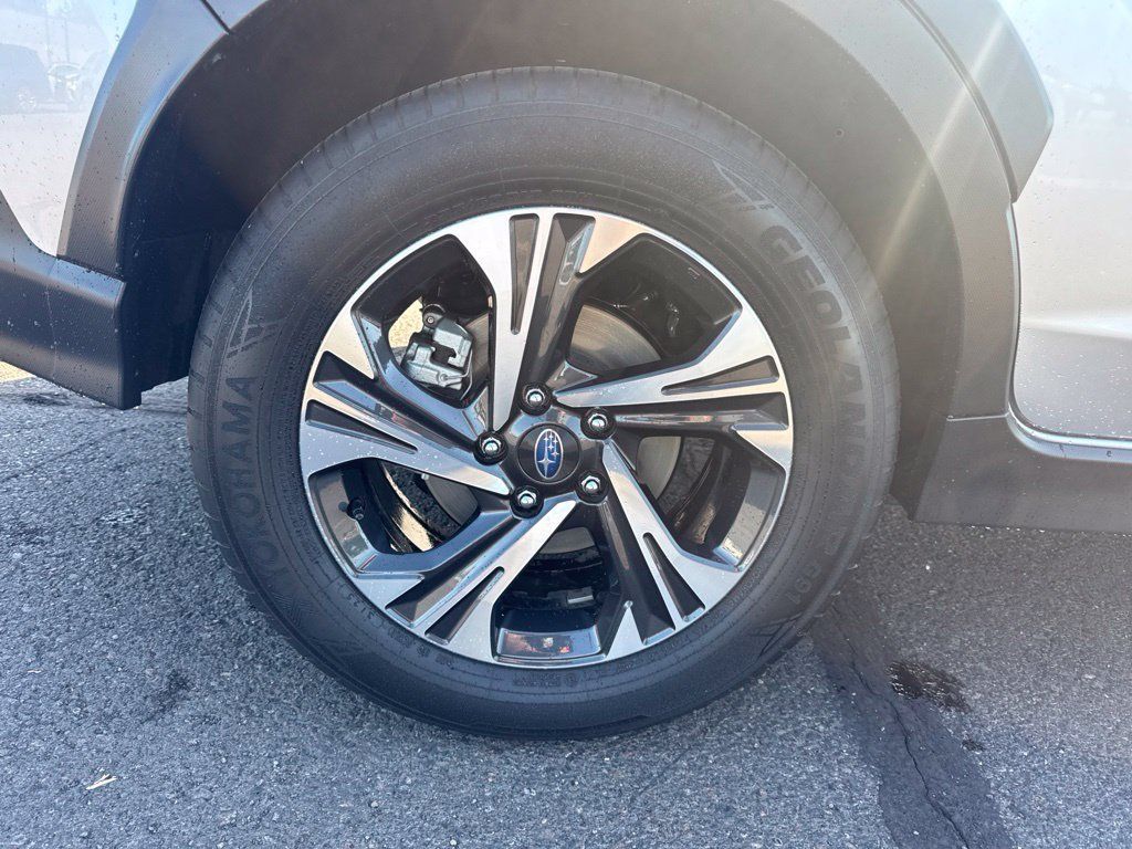 Certified 2026 Subaru Crosstrek 2.5i Premium AWD/4WD image 9