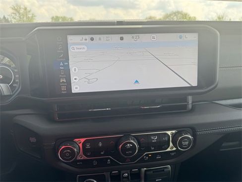 New 2025 Jeep Gladiator Mojave image 32