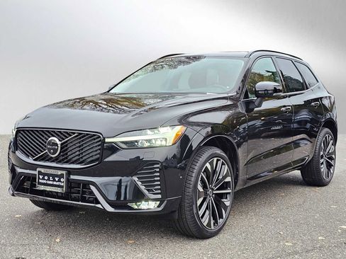 New 2026 Volvo XC60 B5 Ultra w/ Protection Package Premier image 3
