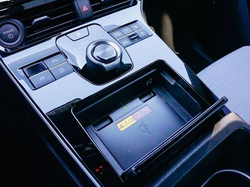 Used 2025 Subaru Solterra Touring w/ Touring Package image 21