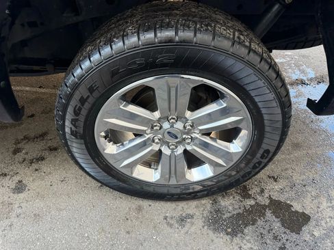 Used 2020 Ford F150 Lariat w/ Equipment Group 502A Luxury image 9