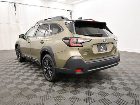 Used 2024 Subaru Outback Onyx Edition XT AWD/4WD image 5