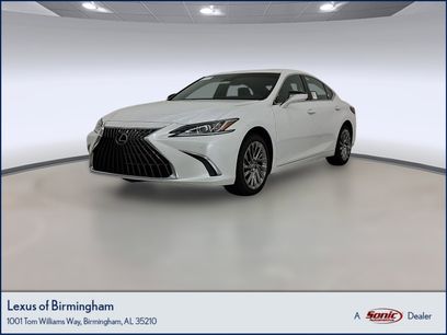 New 2025 Lexus ES 300h w/ Luxury Package