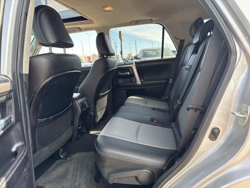 Used 2017 Toyota 4Runner SR5 Premium AWD/4WD image 21
