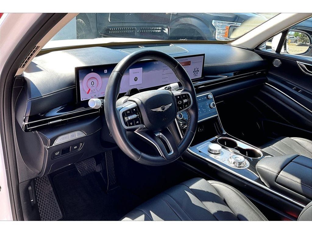 Used 2025 Genesis GV80 2.5T Standard AWD/4WD image 14