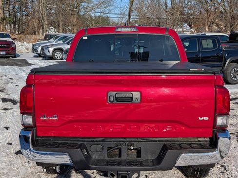 Certified 2021 Toyota Tacoma SR5 image 7