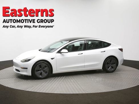 Used 2023 Tesla Model 3 Standard Range image 55