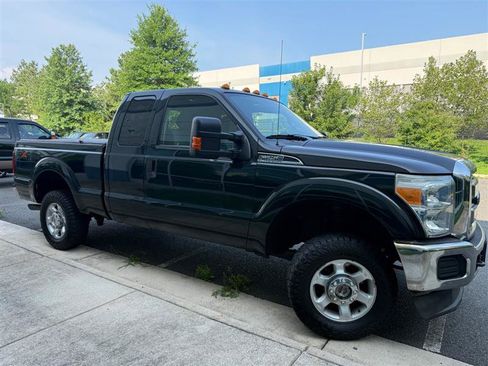 Used 2013 Ford F250 XLT w/ FX4 Off Road Pkg AWD/4WD image 12