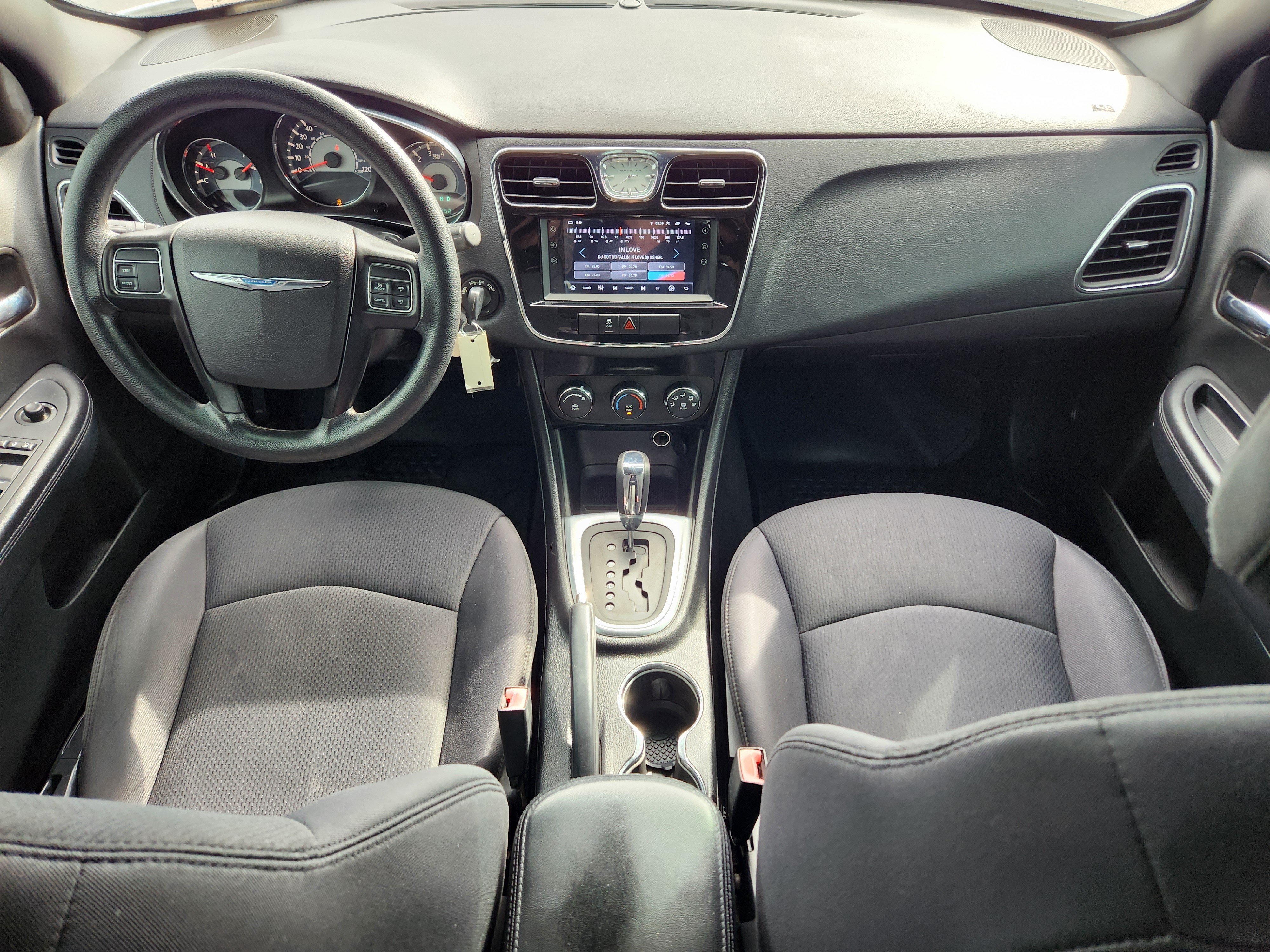 Used 2014 Chrysler 200 LX FWD image 15