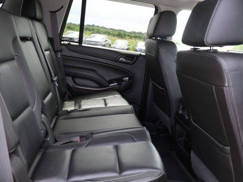Used 2019 GMC Yukon SLT AWD/4WD image 16