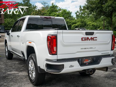 Used 2023 GMC Sierra 3500 Denali w/ Denali Ultimate Package AWD/4WD image 2