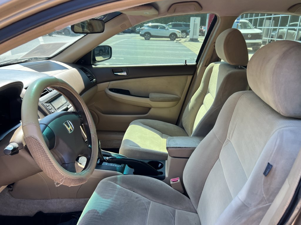 Used 2006 Honda Accord VP image 6
