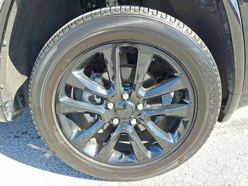 Used 2020 Jeep Grand Cherokee Altitude image 9