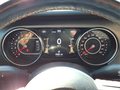 Used 2021 Jeep Gladiator Mojave image 32