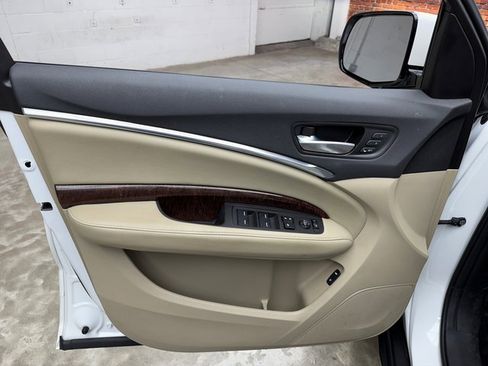 Used 2018 Acura MDX SH-AWD image 10