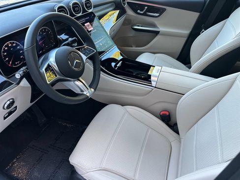 Certified 2026 Mercedes-Benz GLC 300 4MATIC image 11