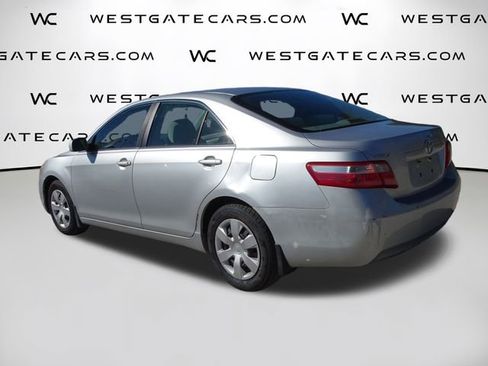 Used 2009 Toyota Camry LE image 8