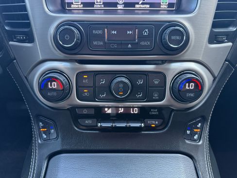 Used 2018 GMC Yukon Denali RWD image 17