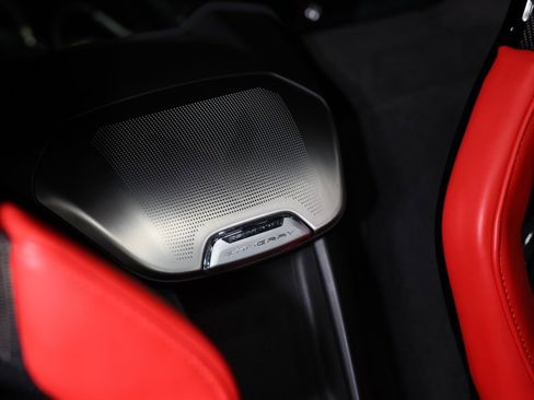 Used 2021 Chevrolet Corvette Stingray 3LT w/ Engine Appearance Package image 19