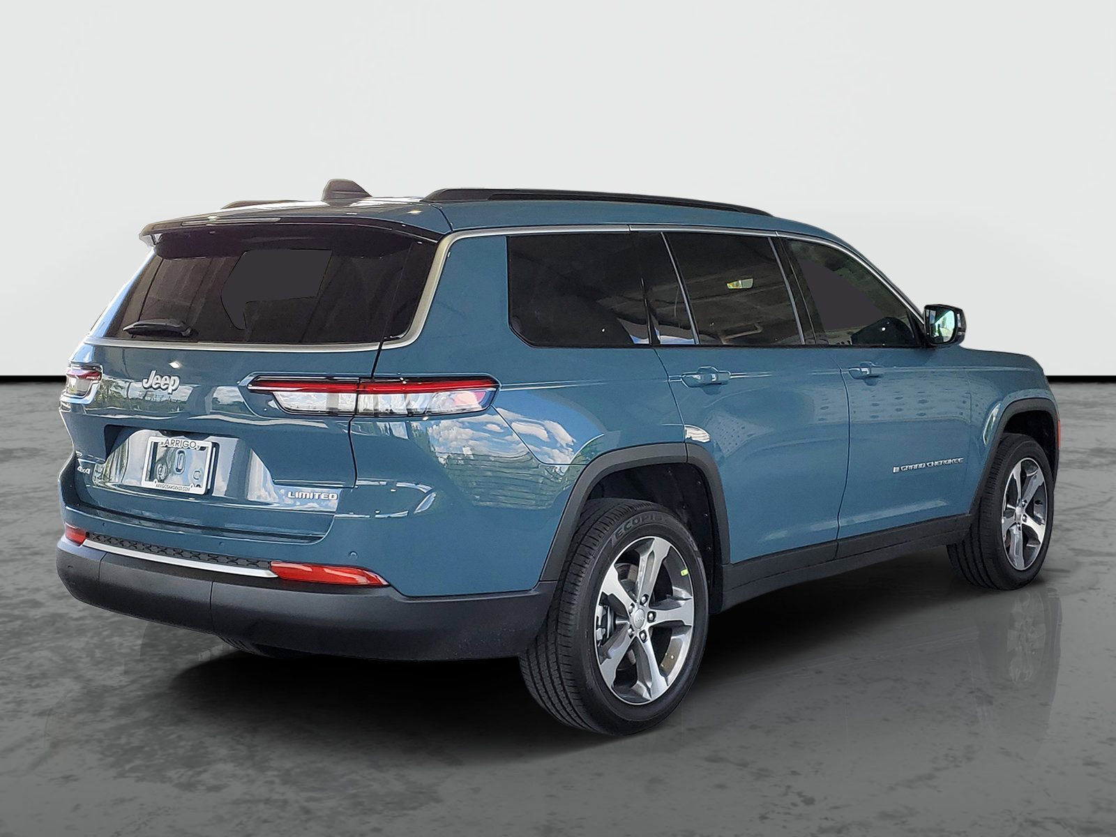 New 2026 Jeep Grand Cherokee L Limited w/ Trailer Tow Package AWD/4WD image 2