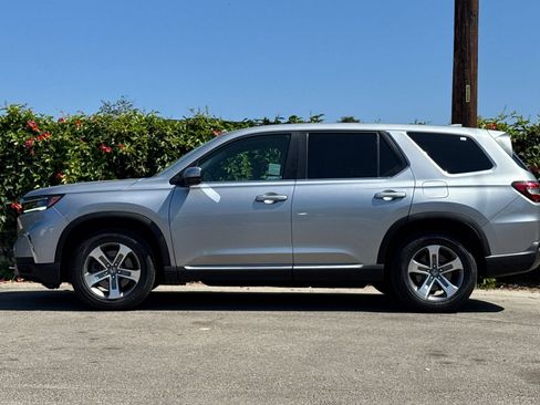 Used 2023 Honda Pilot EX-L image 7