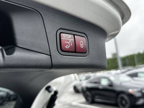 Certified 2025 Mercedes-Benz GLA 250 4MATIC image 22